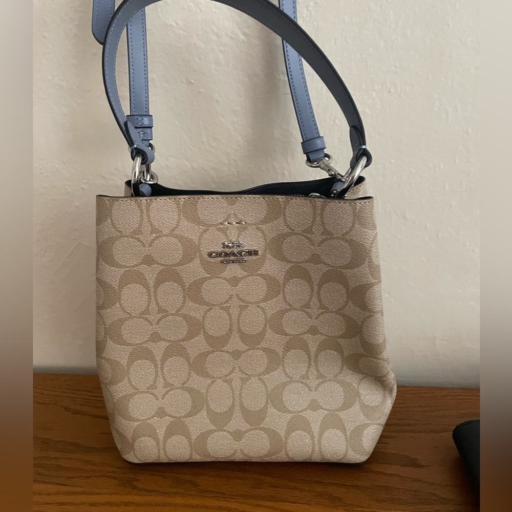 Coach small town bucket bag